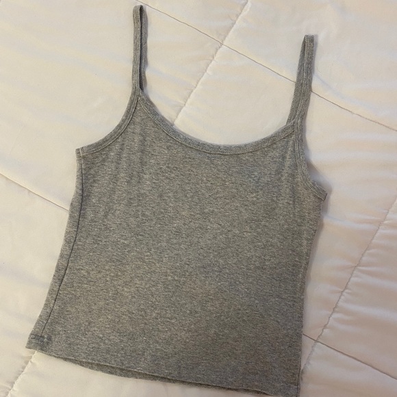 embroidered brandy melville tank - Picture 3 of 4